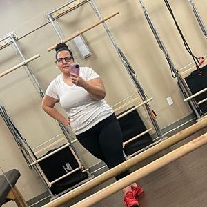 Meet your Posher, Ola